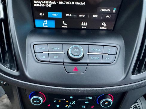 Used 2019 Ford Escape SE image 25