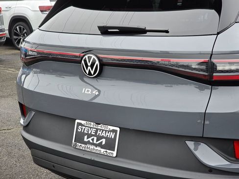 New 2026 Volkswagen ID.4 Pro image 13