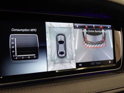 Used 2017 Mercedes-Benz S 550 Sedan w/ Sport Package w/ Sport Package image 57