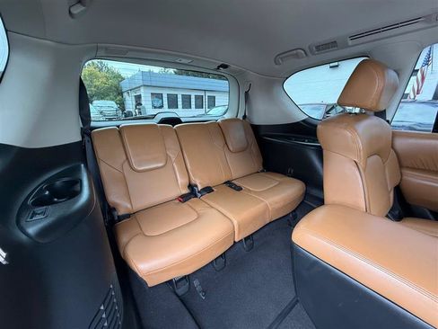 Used 2017 Nissan Armada Platinum w/ Captain Seat Package RWD image 30