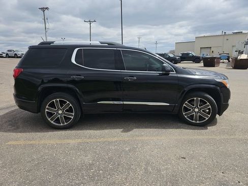 Used 2018 GMC Acadia Denali w/ Technology Package AWD/4WD image 6