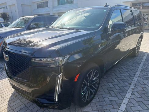 Used 2021 Cadillac Escalade ESV Sport w/ Driver Assist Tech Package image 2