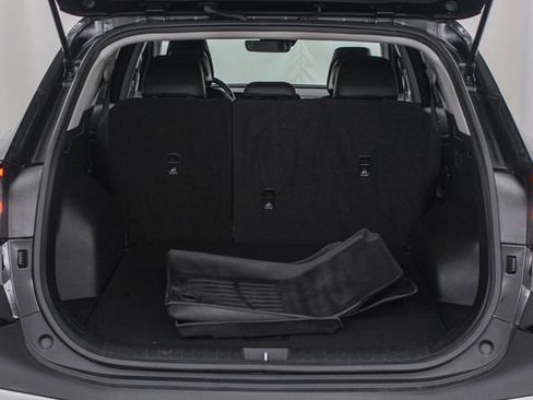Used 2025 Kia Sportage EX FWD image 13