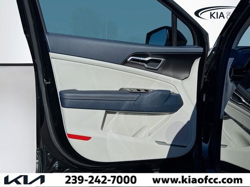 New 2025 Kia Sportage EX image 20