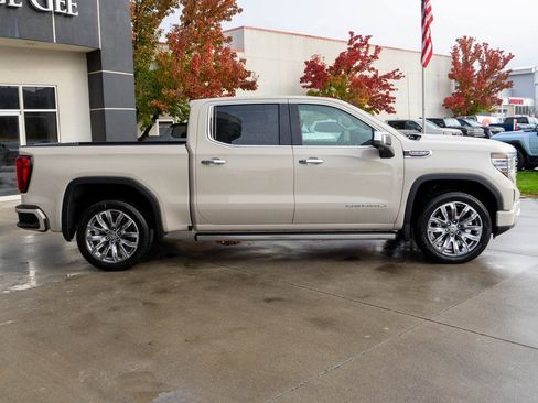 New 2026 GMC Sierra 1500 Denali w/ Denali Reserve Package image 8