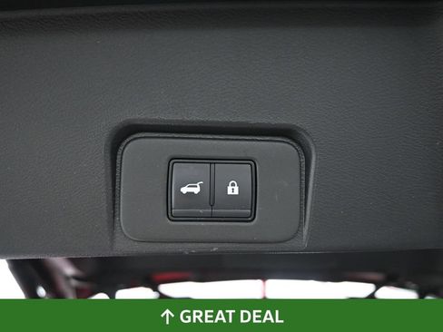 Used 2025 Nissan Rogue SV FWD image 26