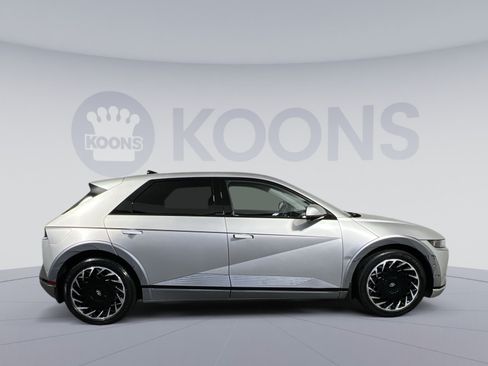 Used 2023 Hyundai Ioniq 5 Limited AWD/4WD image 12