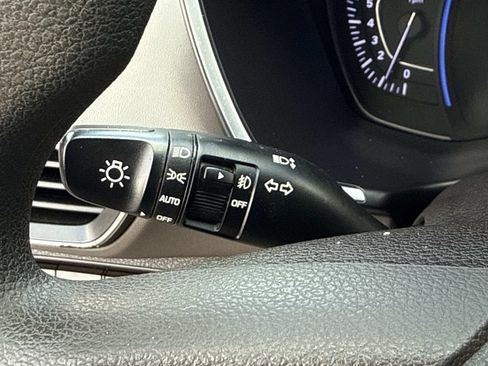 Used 2020 Hyundai Santa Fe SEL AWD/4WD image 40