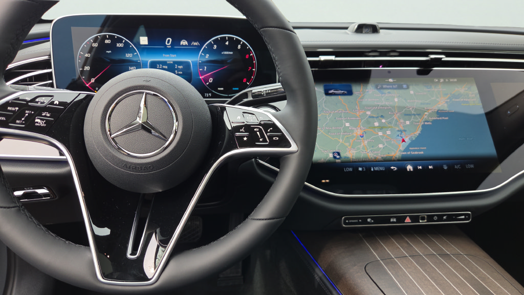 New 2027 Mercedes-Benz E 450 4MATIC Sedan image 14