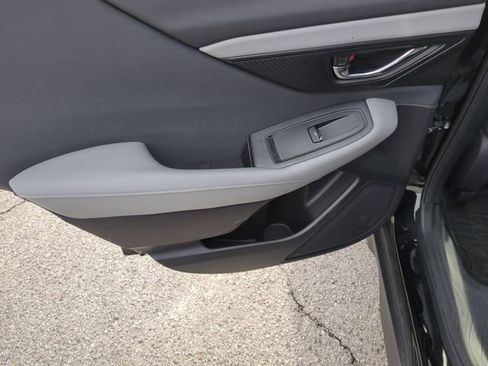 Used 2025 Subaru Outback Premium w/ Popular Package #1A image 30