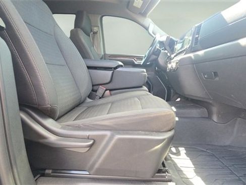 Used 2024 GMC Sierra 1500 Elevation image 13