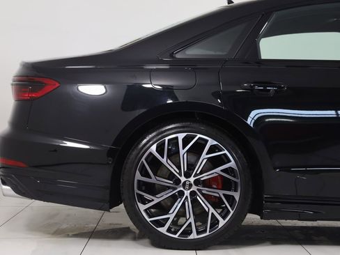 Used 2025 Audi S8 image 79