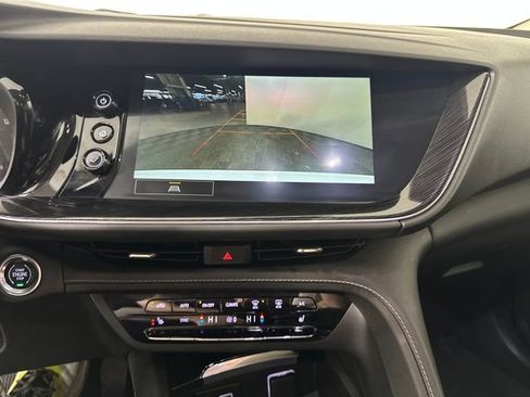 Used 2022 Buick Envision Preferred image 22