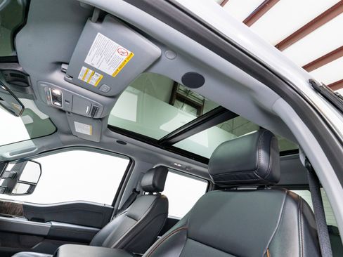 Used 2025 Ford F250 Lariat w/ Lariat Ultimate Package image 20