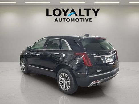 Used 2021 Cadillac XT5 Premium Luxury FWD image 3