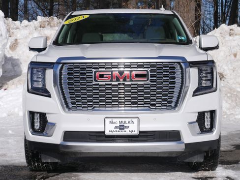 Used 2024 GMC Yukon Denali w/ Max Trailering Package image 2