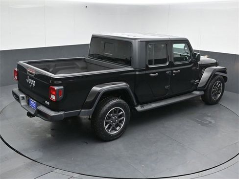 Used 2021 Jeep Gladiator Overland w/ Cold Weather Group image 44