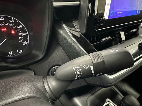 Used 2025 Toyota Corolla SE image 22