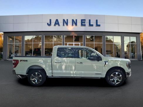 Used 2023 Ford F150 Lariat w/ Equipment Group 502A High AWD/4WD image 4