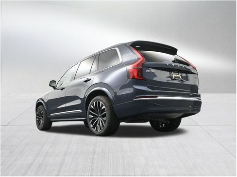 New 2026 Volvo XC90 T8 Ultra w/ Protection Package Premier AWD/4WD image 23