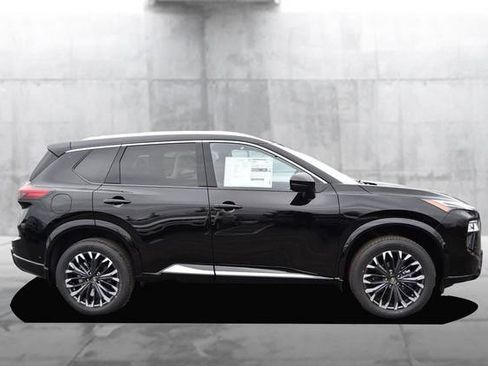 New 2026 Nissan Rogue Platinum w/ Platinum Premium Package image 5