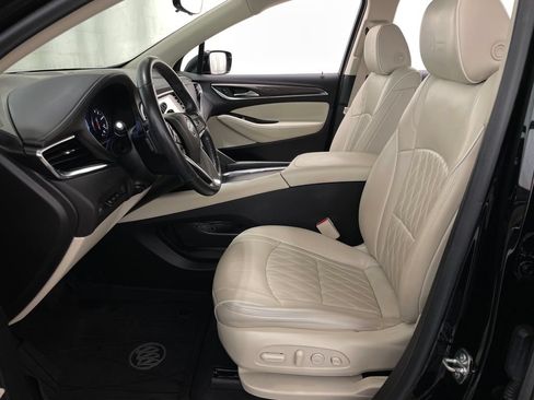 Certified 2022 Buick Enclave Avenir w/ Avenir Technology Package AWD/4WD image 9