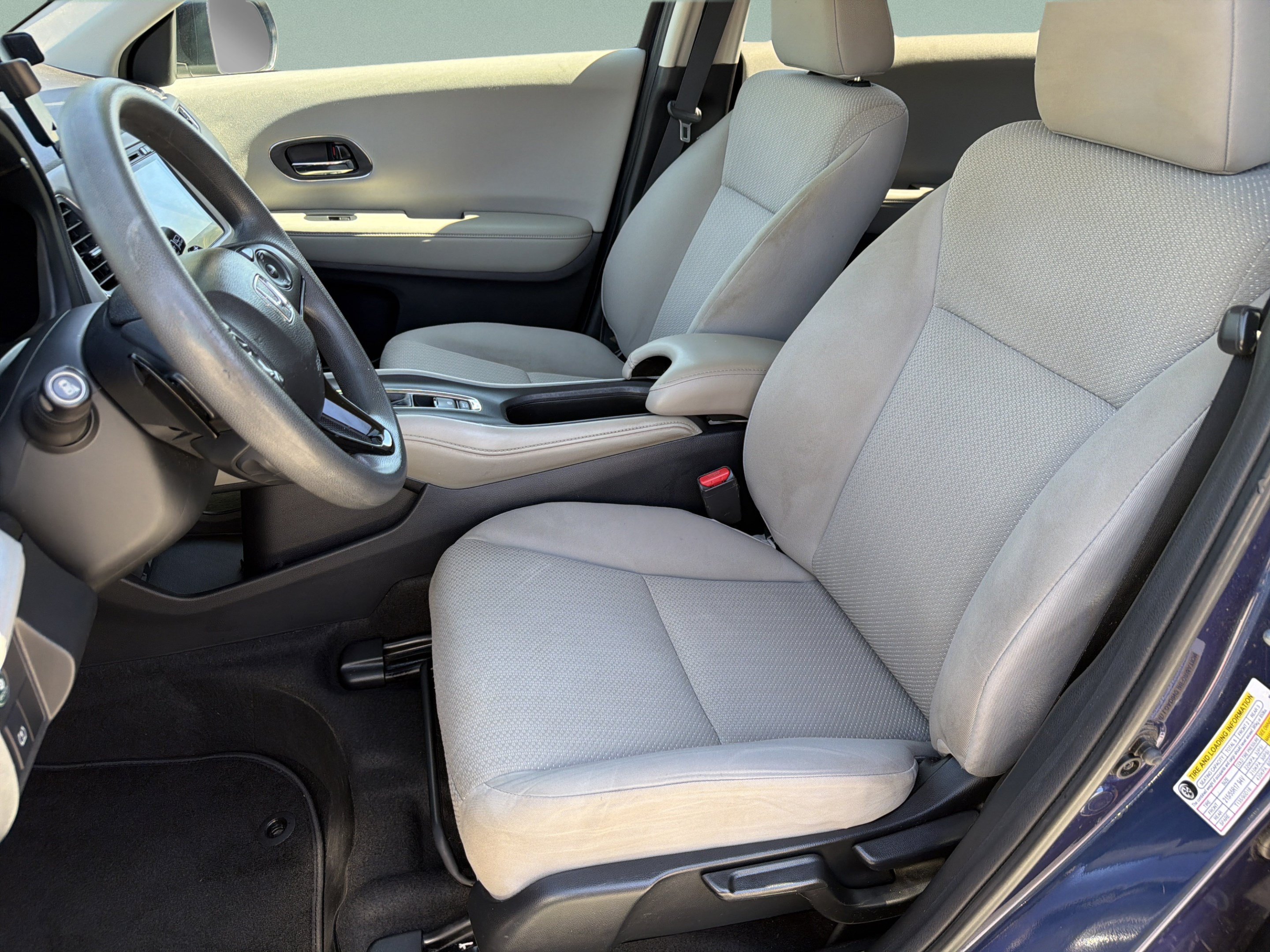 Used 2017 Honda HR-V EX image 26