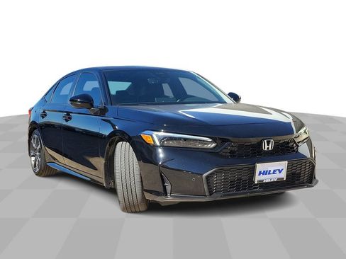 Used 2025 Honda Civic Sport Touring image 2