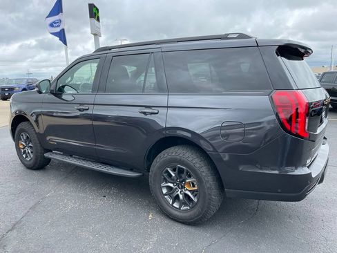 Used 2025 Ford Expedition Tremor AWD/4WD image 6
