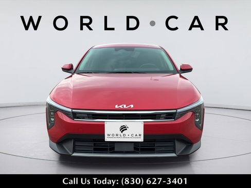 Certified 2025 Kia K4 EX FWD image 9