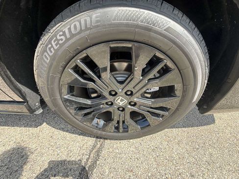 Used 2025 Honda Odyssey Sport-L image 32