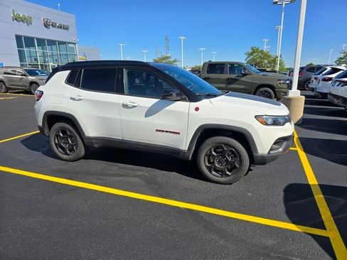 Certified 2023 Jeep Compass Trailhawk AWD/4WD image 6