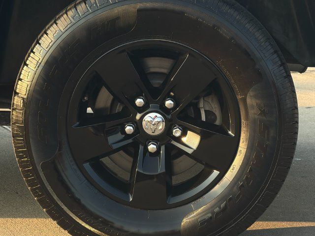 Used 2024 RAM 1500 Classic SLT AWD/4WD image 29