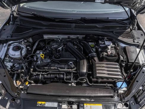 Certified 2025 Volkswagen Jetta SE FWD image 35