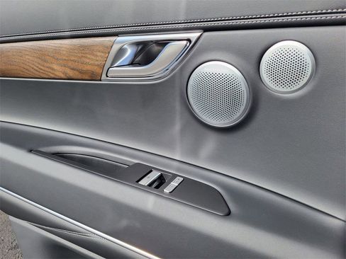 New 2026 Genesis GV80 2.5T Prestige image 12