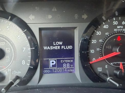 Used 2015 Toyota Sienna LE FWD image 19