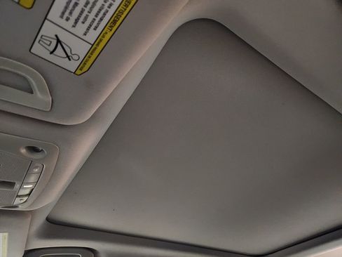 Used 2020 Nissan Rogue SV w/ Sun & Sound Touring Package image 46