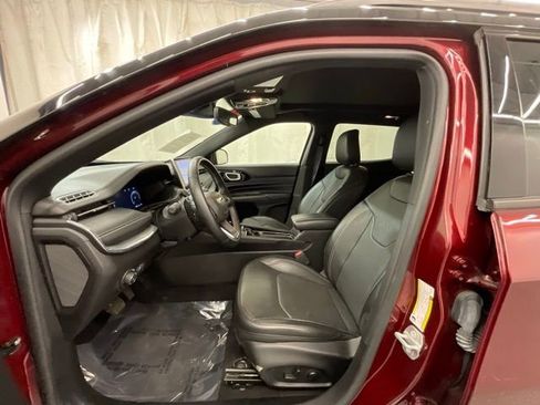 Used 2022 Jeep Compass High Altitude AWD/4WD image 10