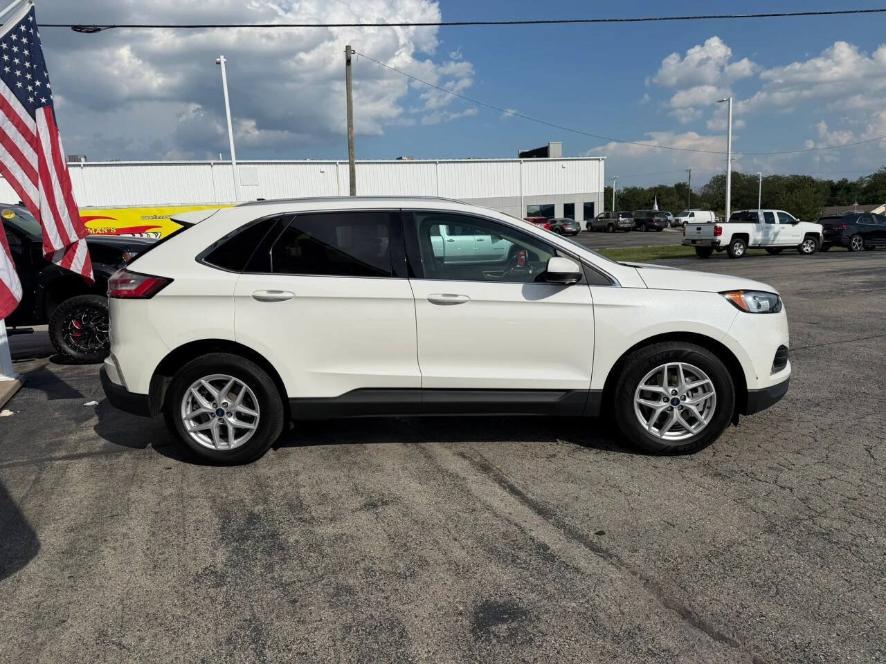 Used 2022 Ford Edge SEL w/ Convenience Package AWD/4WD image 6