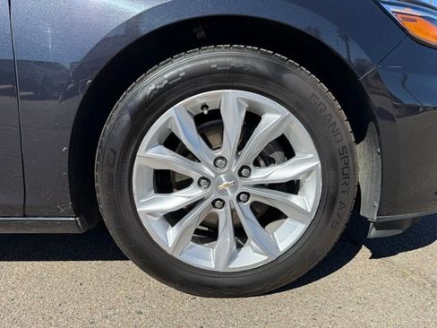 Used 2023 Chevrolet Malibu LT image 37