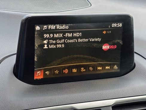 Used 2018 MAZDA MAZDA3 Touring image 14