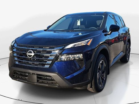New 2026 Nissan Rogue SV FWD image 10
