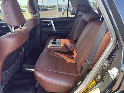 Used 2020 Toyota 4Runner Limited AWD/4WD image 11