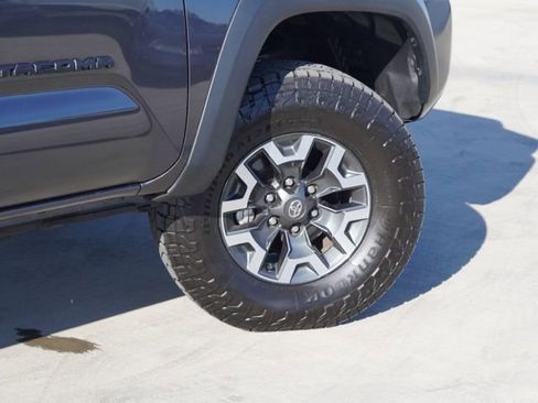 Certified 2023 Toyota Tacoma TRD Off-Road image 8