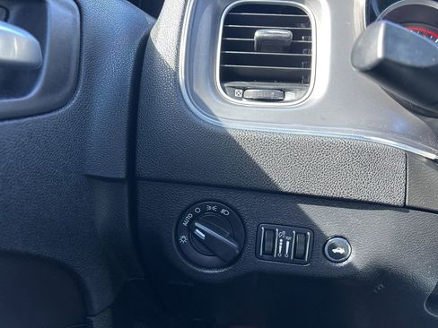 Used 2023 Dodge Charger SXT image 21