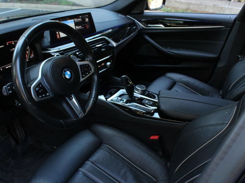 Used 2020 BMW M550i xDrive w/ Executive Package AWD/4WD image 13
