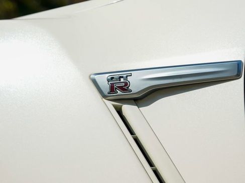 Used 2021 Nissan GT-R Premium image 43
