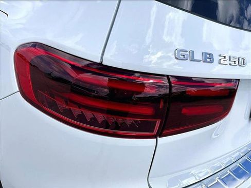 New 2026 Mercedes-Benz GLB 250 image 27