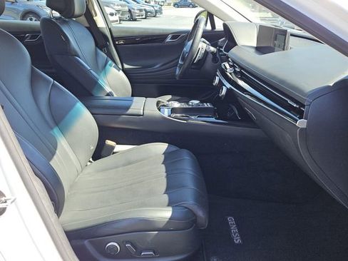 Used 2024 Genesis G80 2.5T image 15