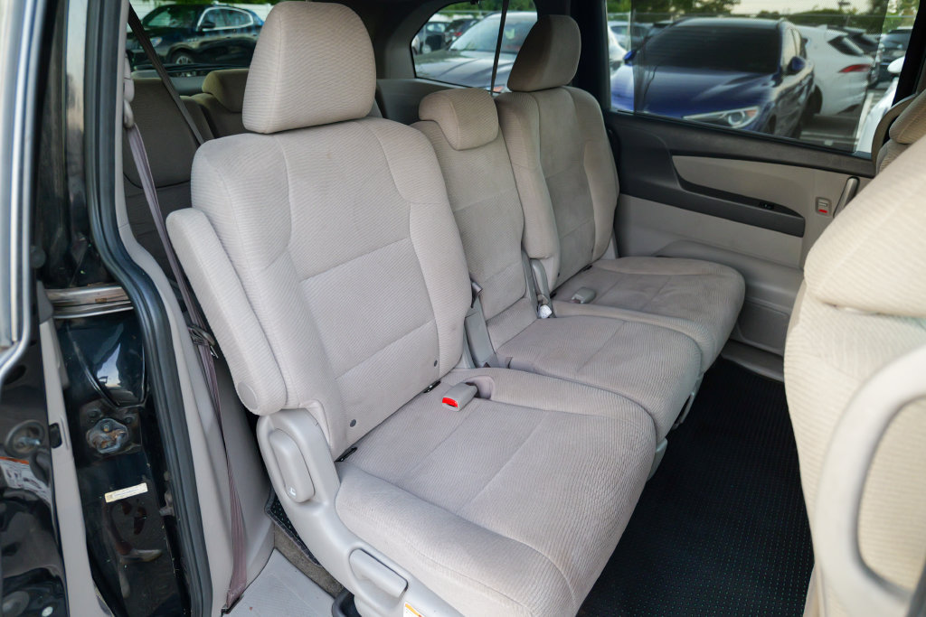 Used 2013 Honda Odyssey EX image 31